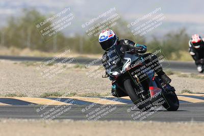 media/Nov-16-2025-Race Pace (Sun) [[8c5fa54630]]/Verified Riders/2-Turn 7 (945am)/